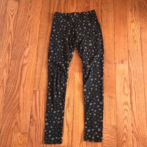 These are really comfy leggings for girls